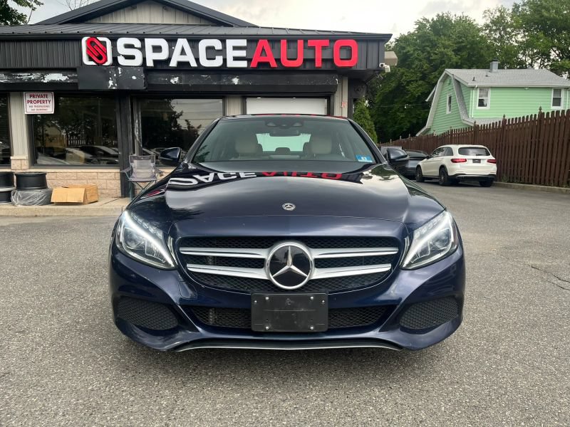 Used 2018 Mercedes-Benz C 300 4MATIC Sedan image 2