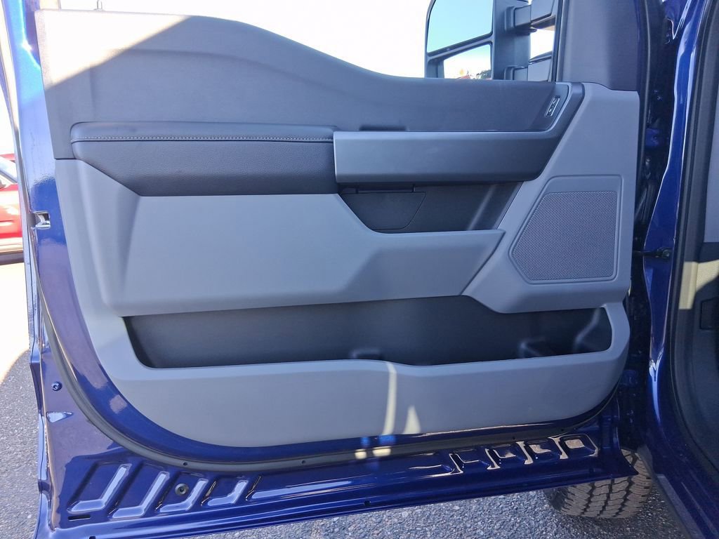 New 2026 Ford F250 XL w/ STX Appearance Package AWD/4WD image 10