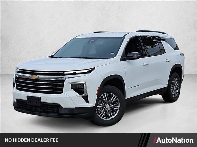Used 2026 Chevrolet Traverse LT FWD image 1