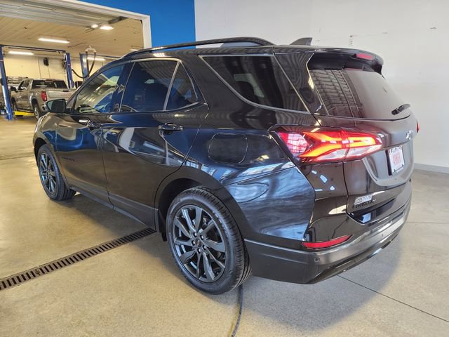 Certified 2023 Chevrolet Equinox RS w/ RS Leather Package FWD image 2