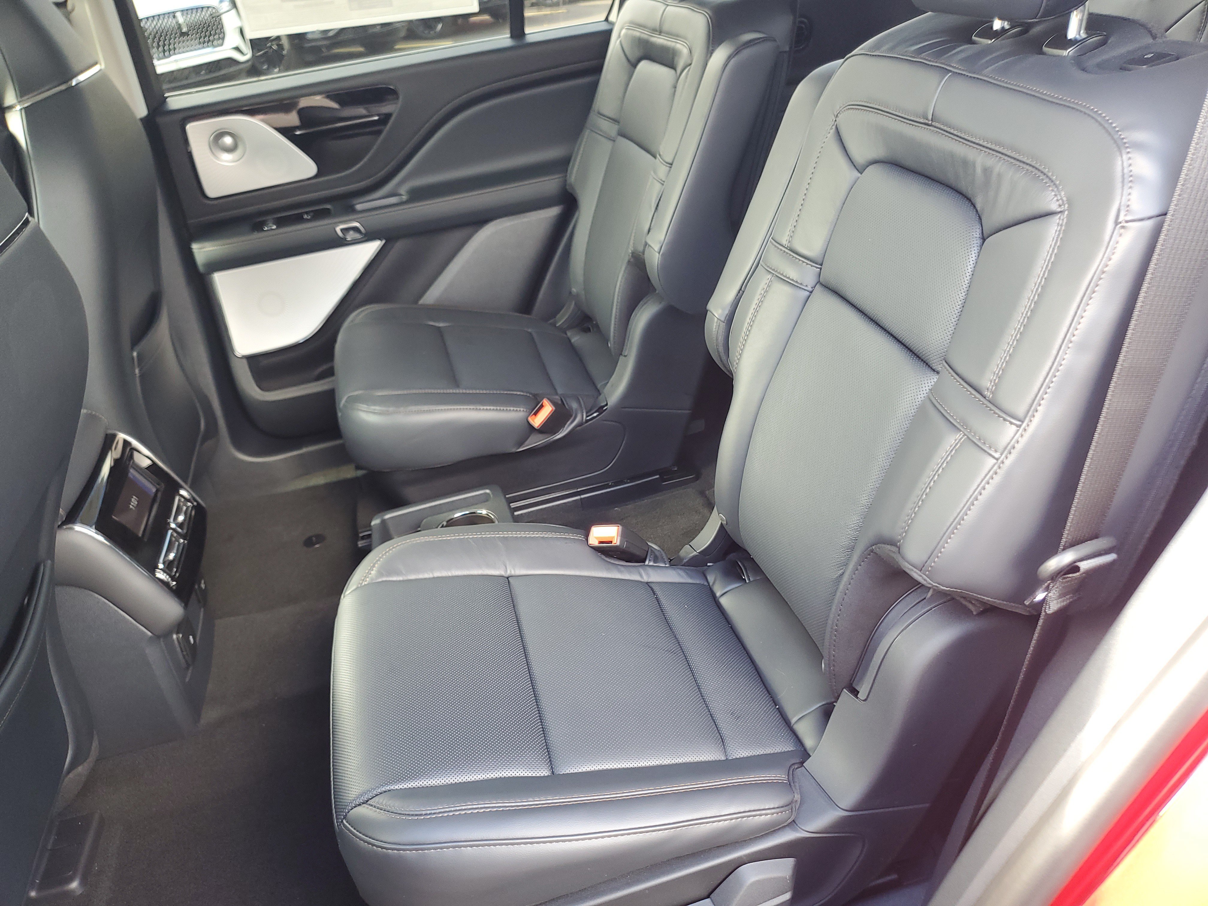 New 2027 Lincoln Aviator Reserve AWD/4WD image 27