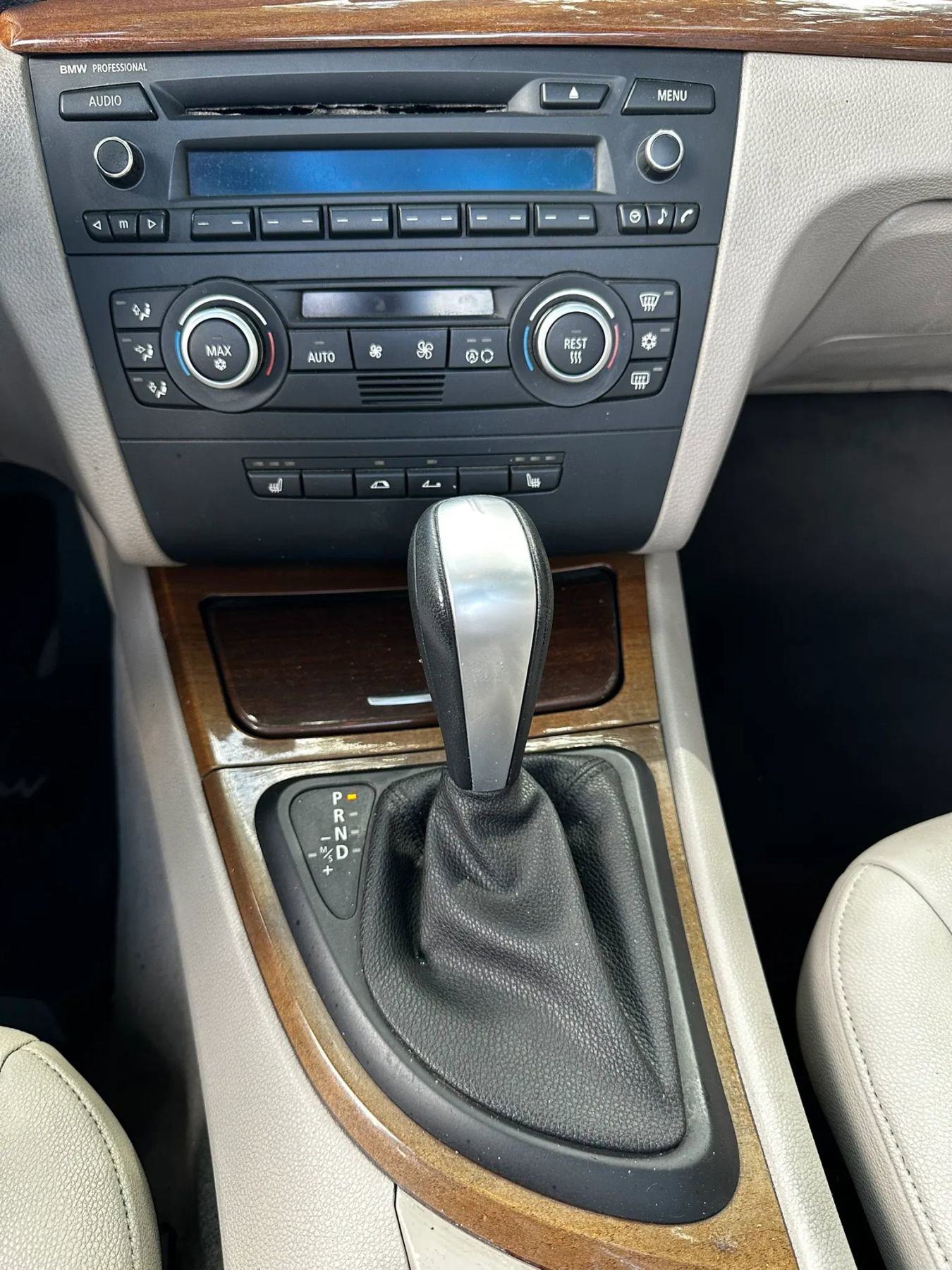 Used 2009 BMW 128i Convertible image 42