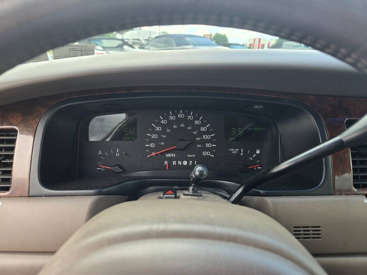 Used 1998 Lincoln Town Car Executive RWD image 20