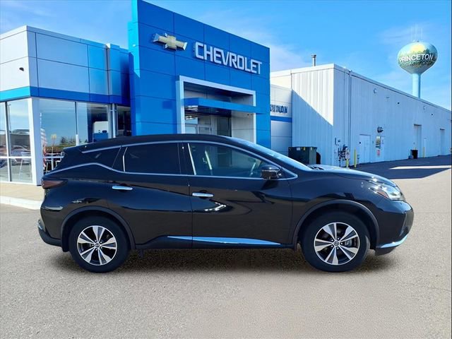 Used 2020 Nissan Murano SV image 2