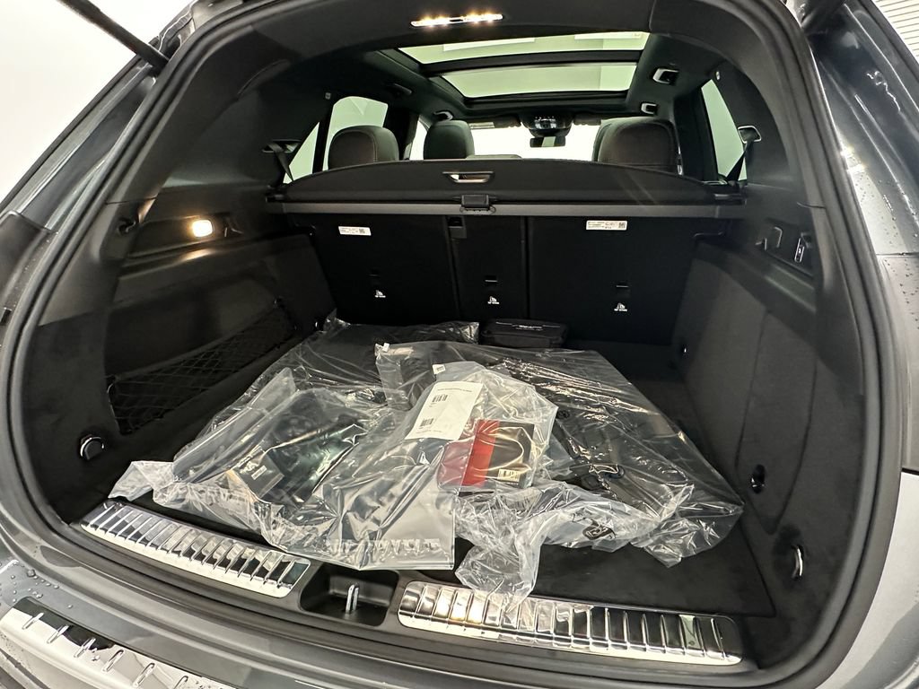 New 2026 Mercedes-Benz GLE 53 AMG 4MATIC image 23