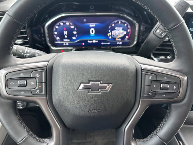 Used 2025 Chevrolet Silverado 2500 ZR2 w/ Technology Package AWD/4WD image 16