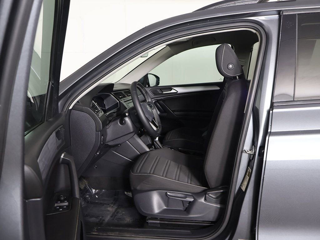 Used 2024 Volkswagen Tiguan S image 27