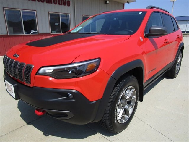 Used 2021 Jeep Cherokee Trailhawk w/ Premium Leather Package image 4