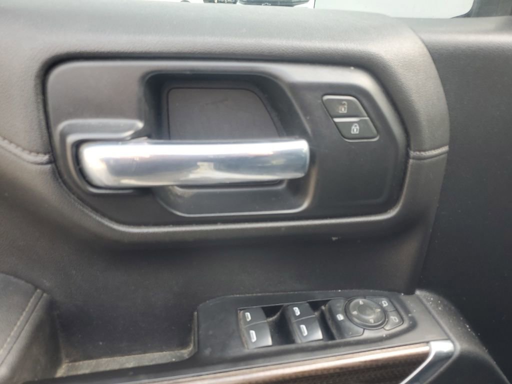 Used 2020 Chevrolet Silverado 1500 LT w/ Trailering Package image 17