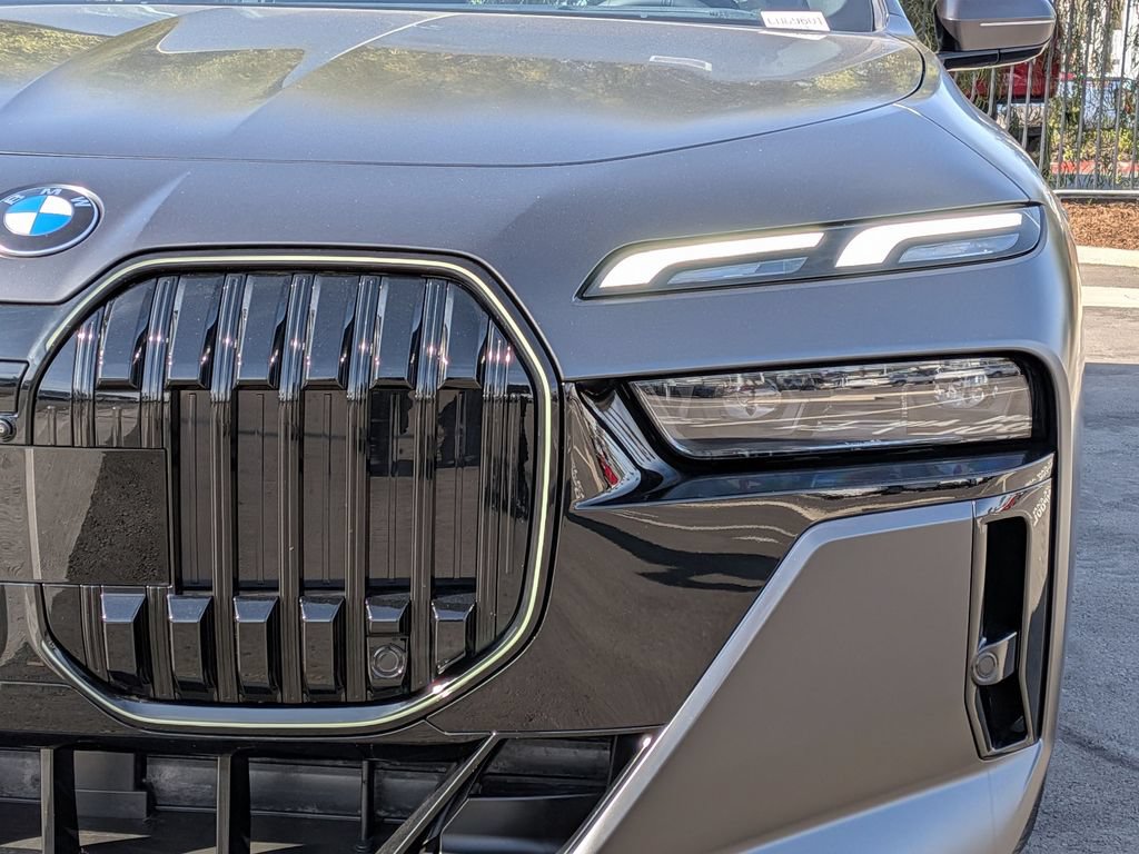 New 2026 BMW 740i RWD image 21