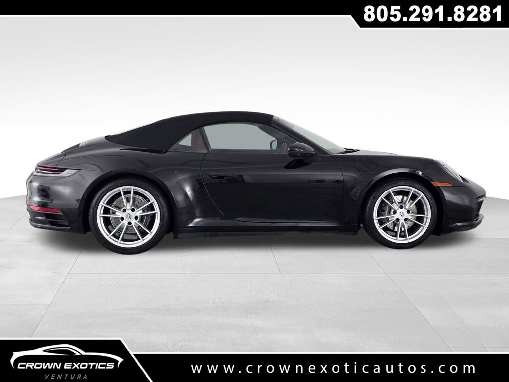Used 2024 Porsche 911 Carrera RWD image 16
