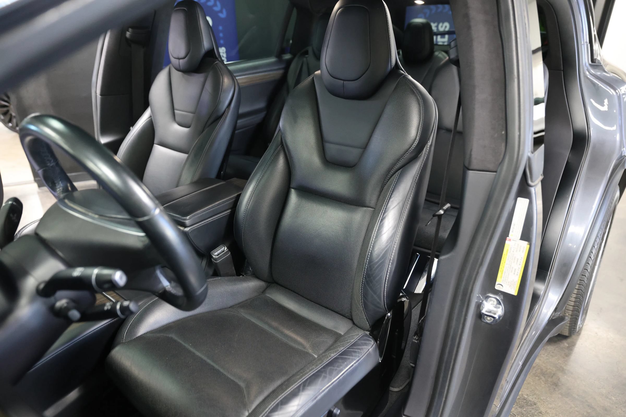 Used 2016 Tesla Model X 90D AWD/4WD image 24