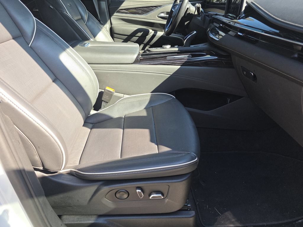 Used 2023 Cadillac Escalade Sport w/ Touring Package AWD/4WD image 20