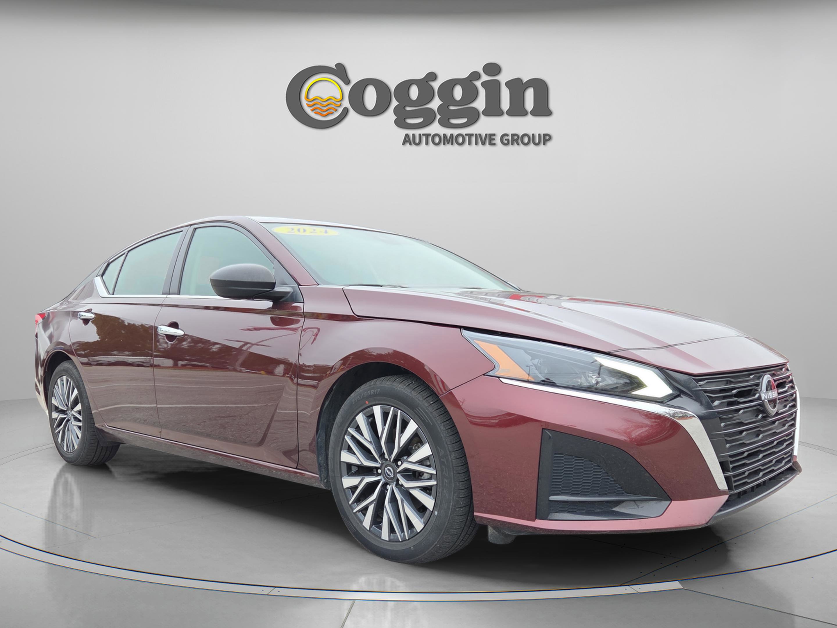 Used 2024 Nissan Altima 2.5 SV image 8