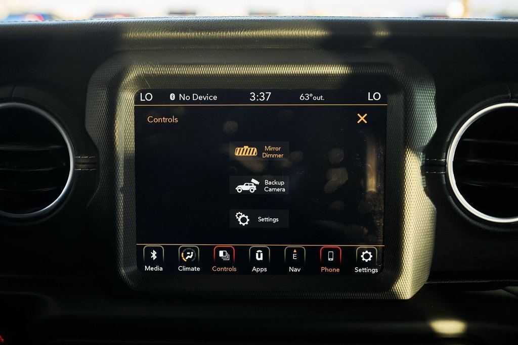 Used 2022 Jeep Wrangler Unlimited Sahara image 53