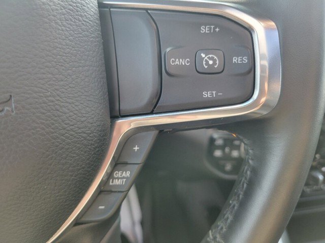 Used 2024 RAM 1500 Laramie AWD/4WD image 19
