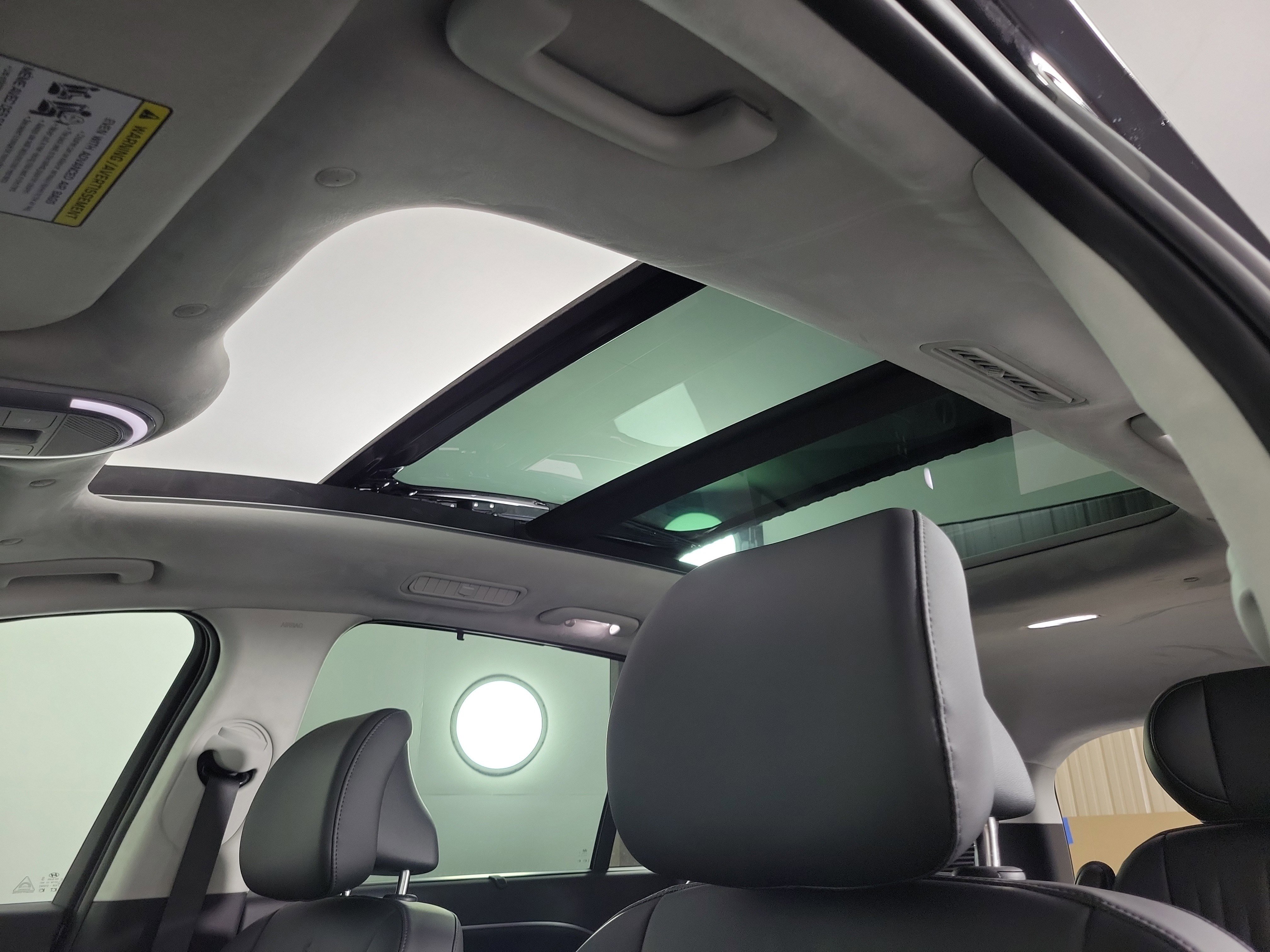 New 2026 Hyundai Ioniq 9 Calligraphy image 25