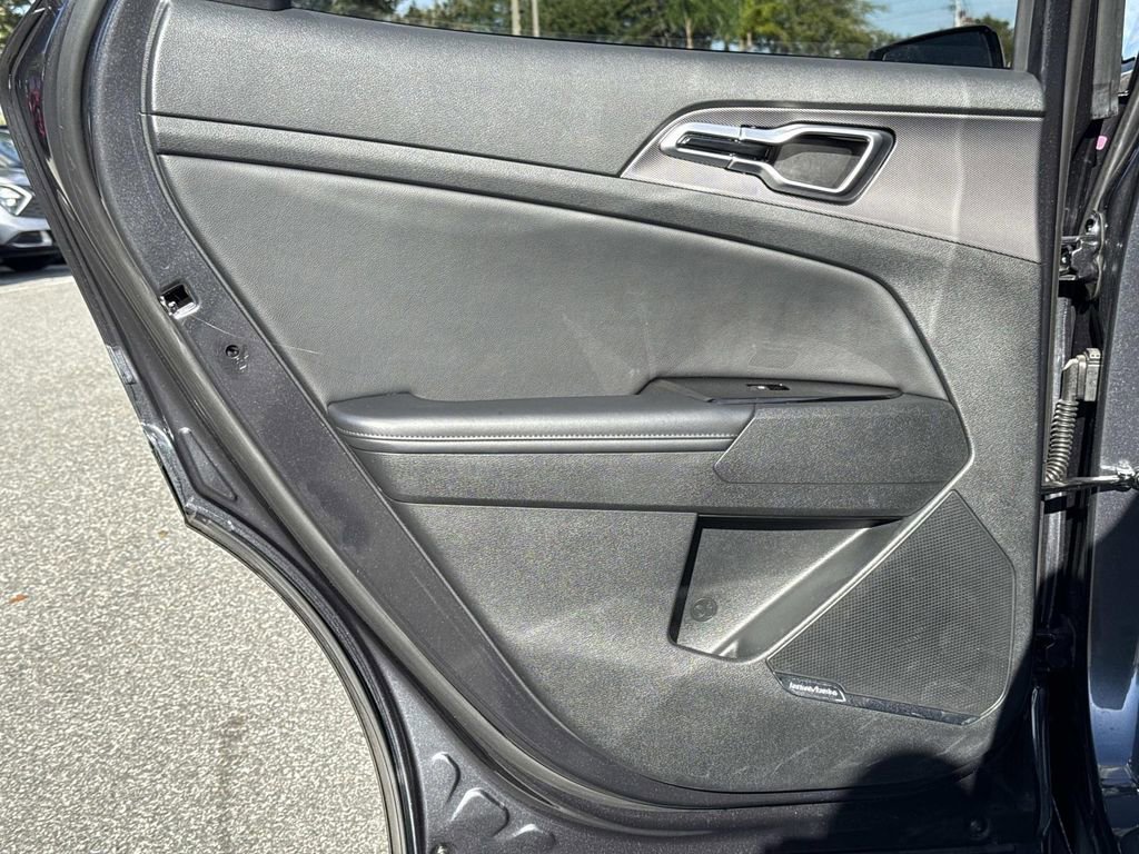 Used 2023 Kia Sportage SX image 13