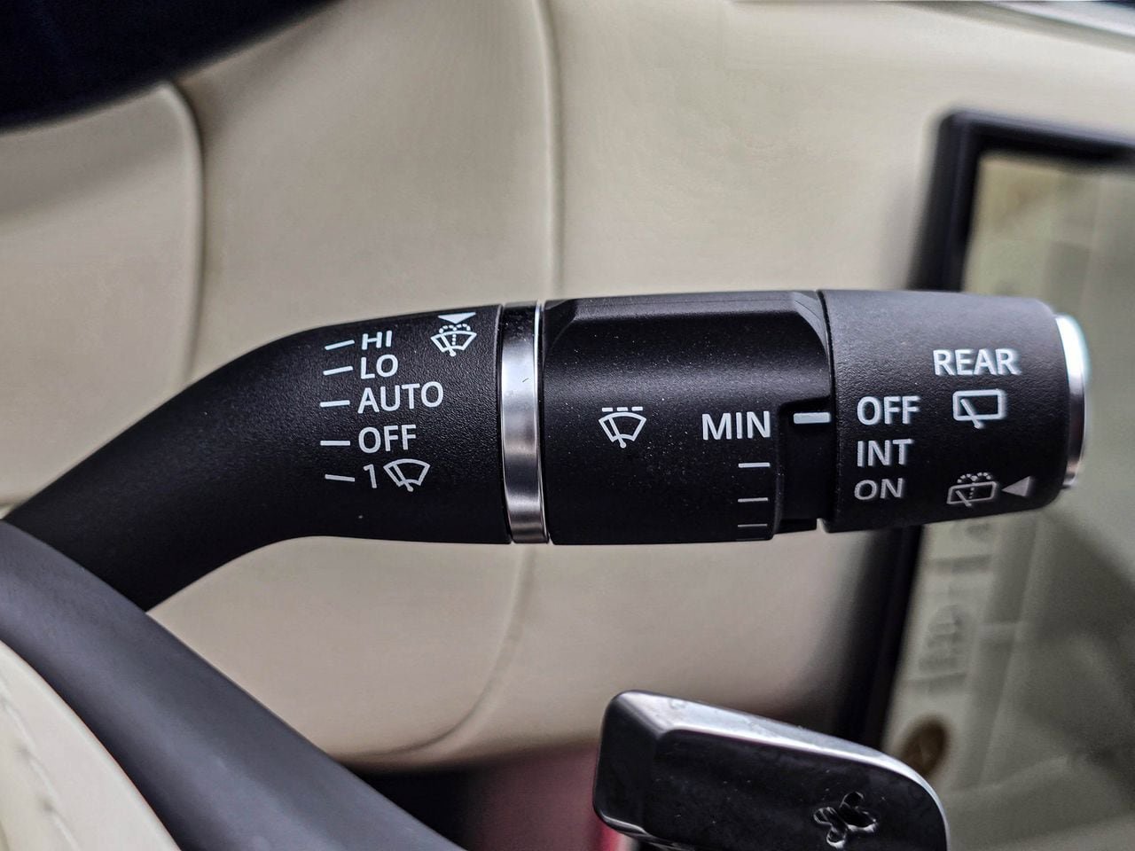 Used 2025 Land Rover Range Rover Autobiography AWD/4WD image 26