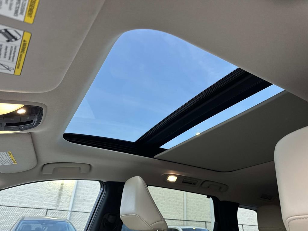 Used 2022 INFINITI QX60 Sensory w/ Vision Package image 29