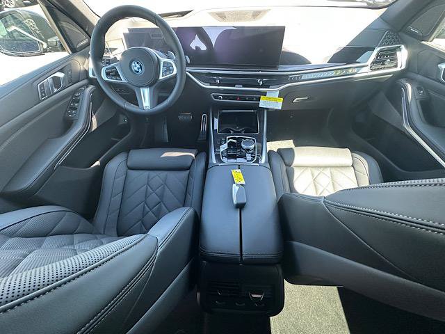 New 2026 BMW X5 xDrive50e w/ M Sport Package AWD/4WD image 6