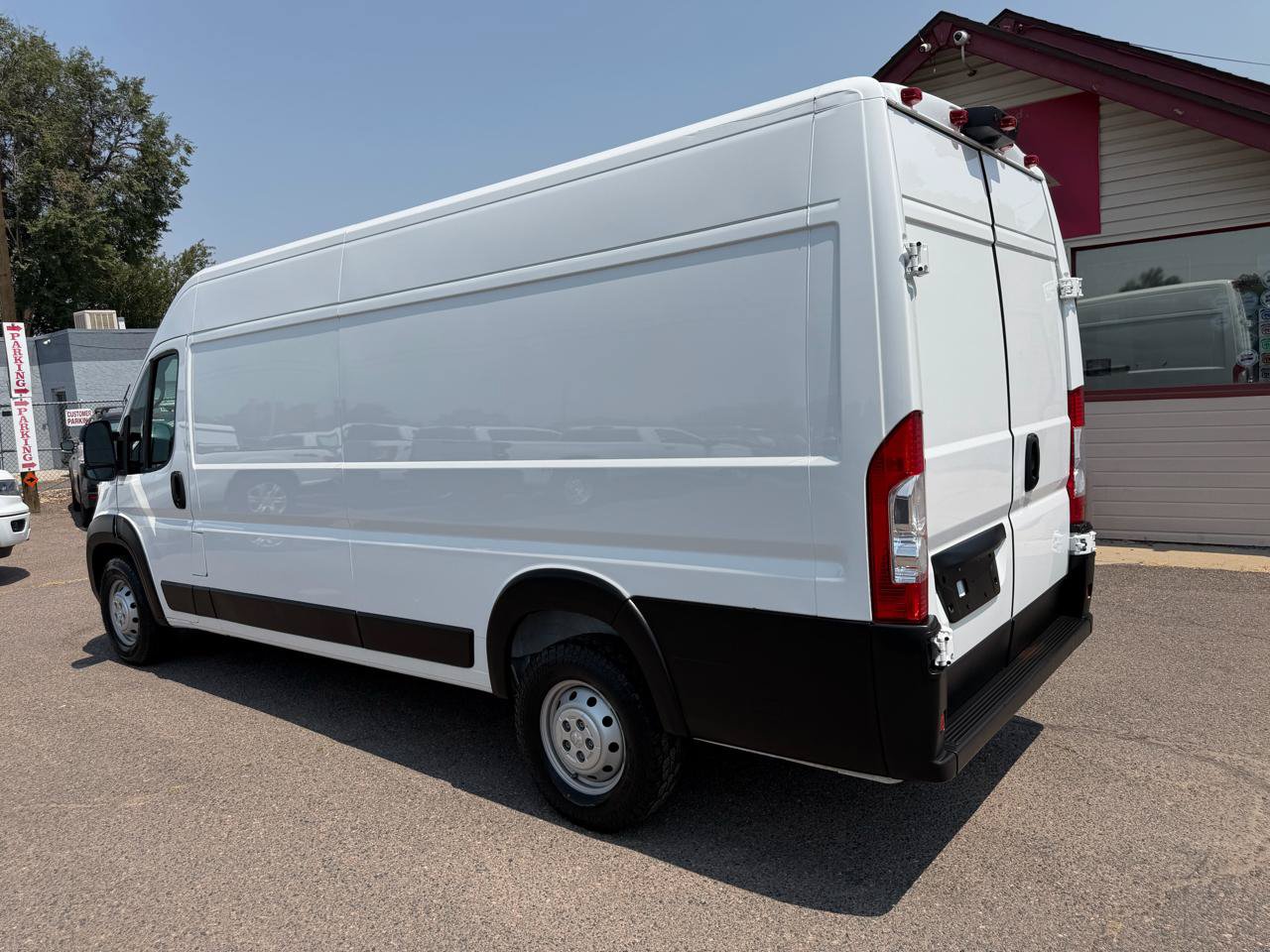 Used 2023 RAM ProMaster 3500 FWD image 7