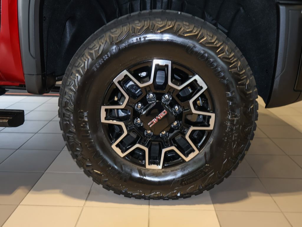 New 2026 GMC Sierra 2500 AT4X w/ LPO, Black Badging Package image 39