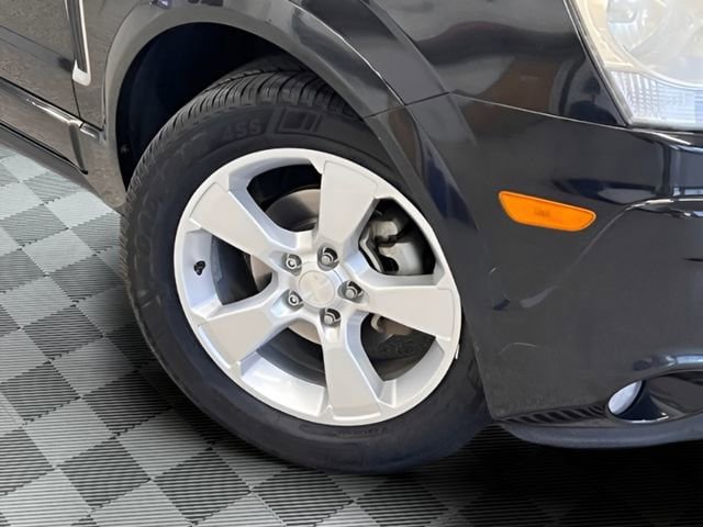 Used 2013 Chevrolet Captiva Sport LTZ FWD image 30