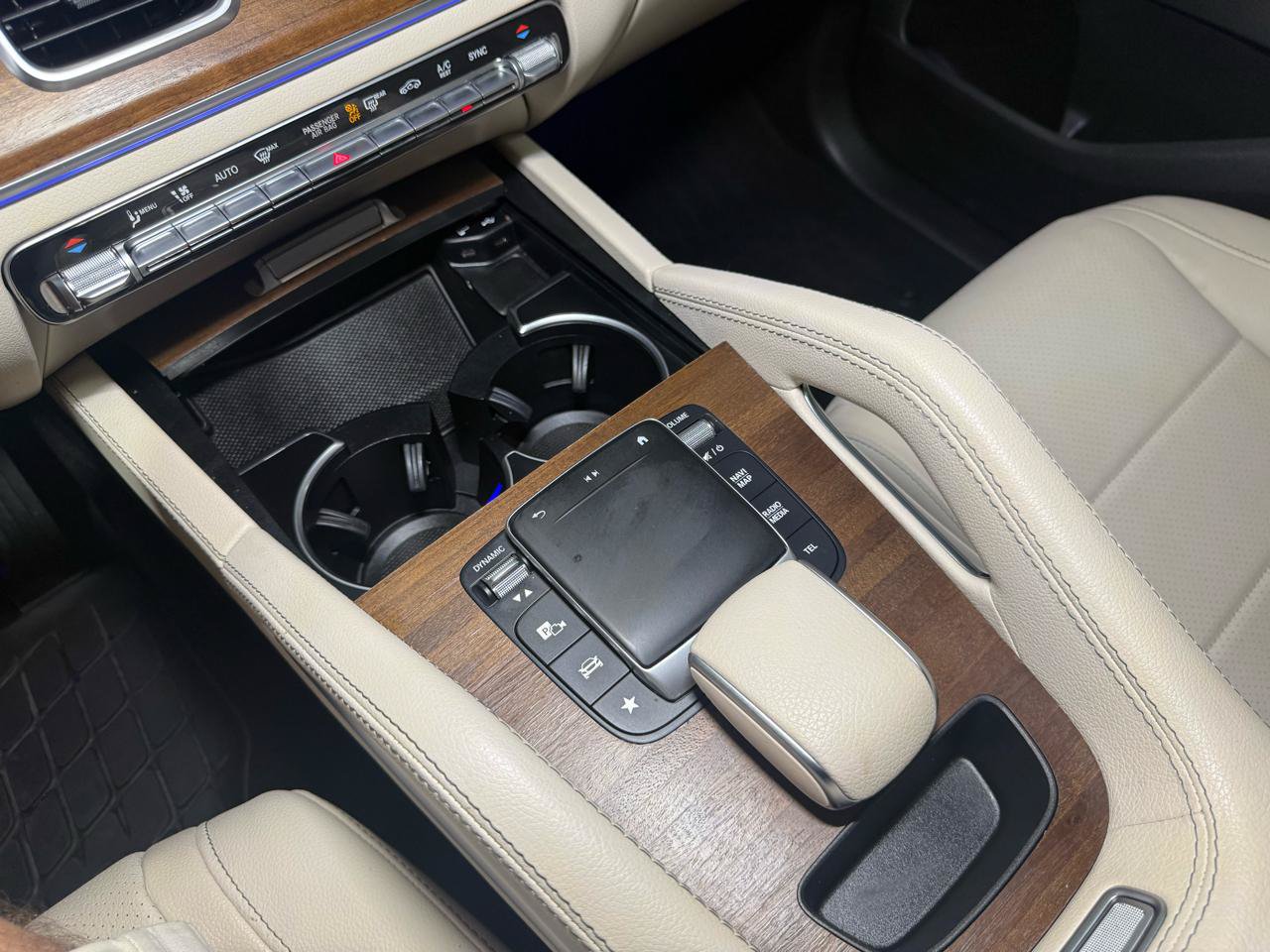Used 2022 Mercedes-Benz GLE 350 4MATIC image 23