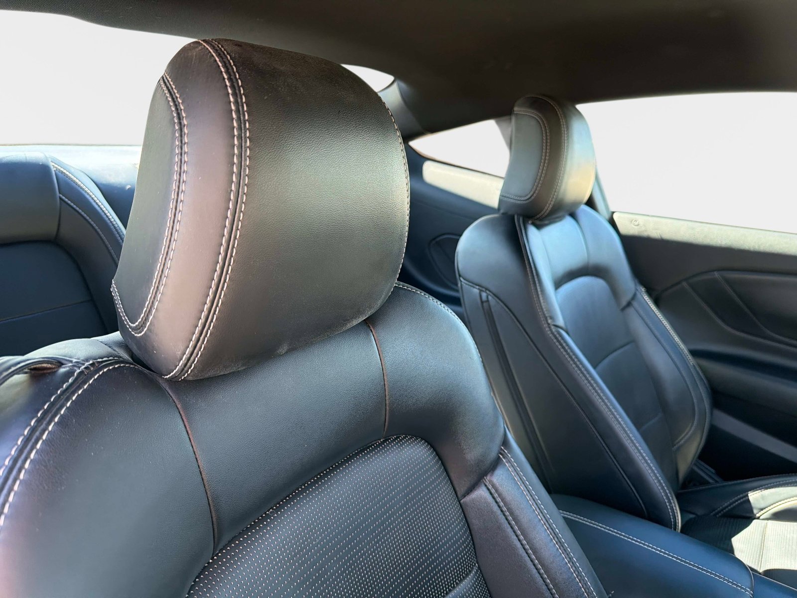 Used 2025 Ford Mustang GT Premium image 26