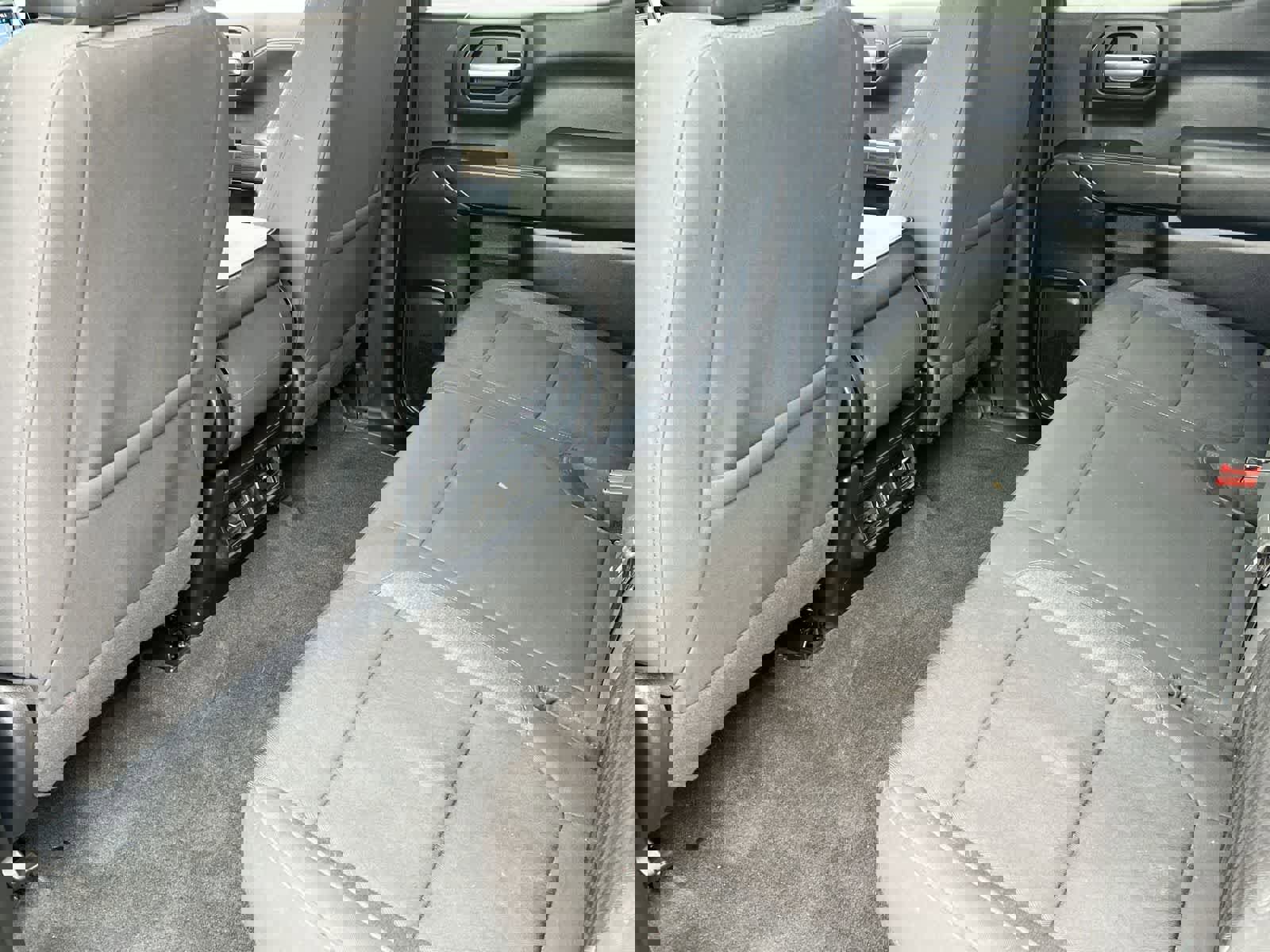 Used 2020 Chevrolet Silverado 1500 LT w/ All-Star Edition AWD/4WD image 18