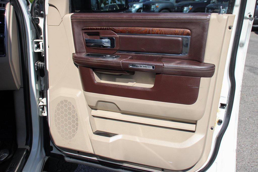 Used 2016 RAM 1500 Laramie Longhorn w/ Convenience Group image 44