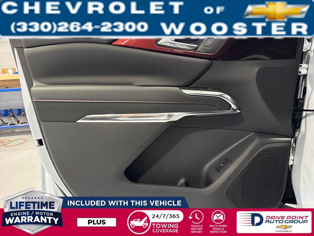 New 2026 Chevrolet Traverse Z71 w/ LPO, Floor Liner Package image 10
