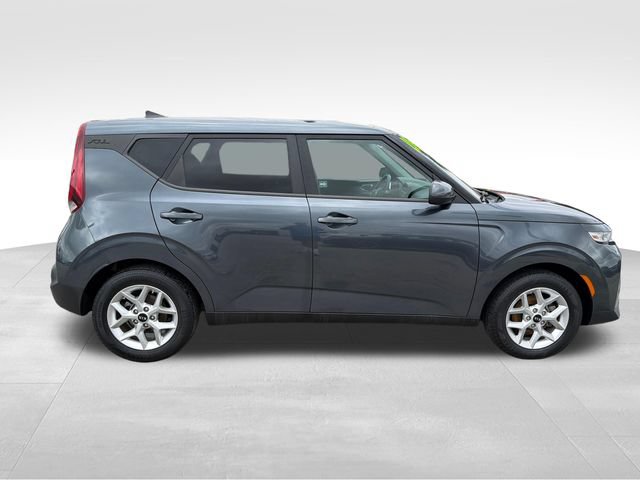 Used 2020 Kia Soul S FWD image 8
