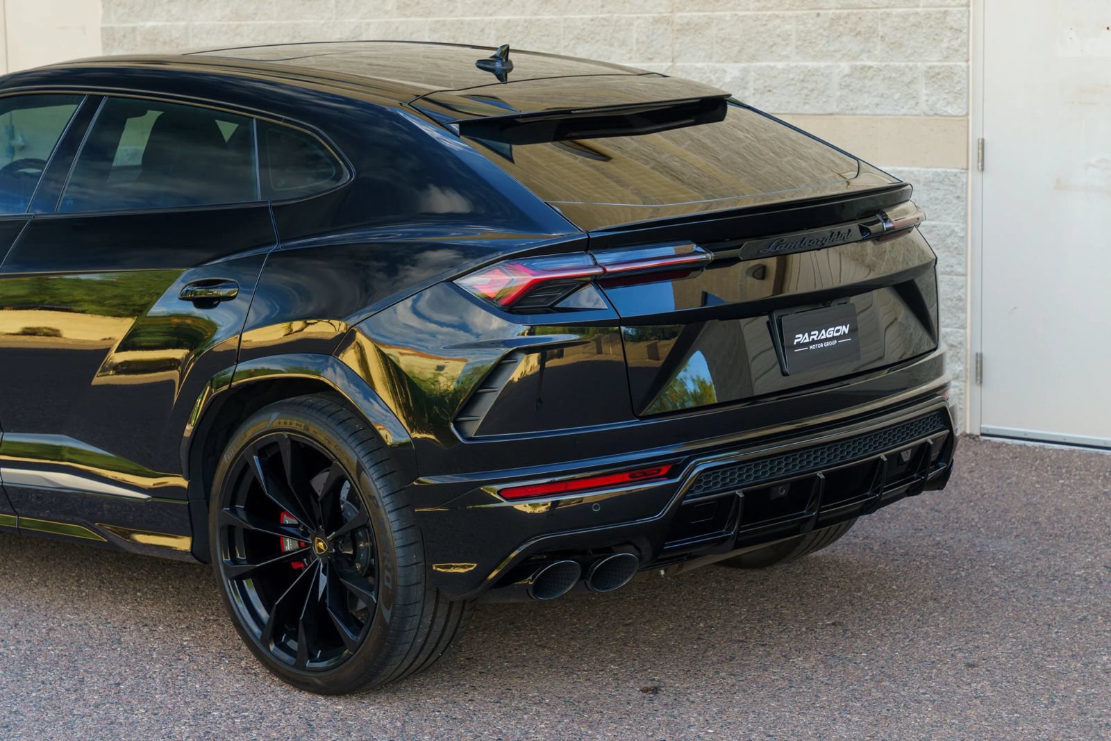 Used 2021 Lamborghini Urus AWD/4WD image 40