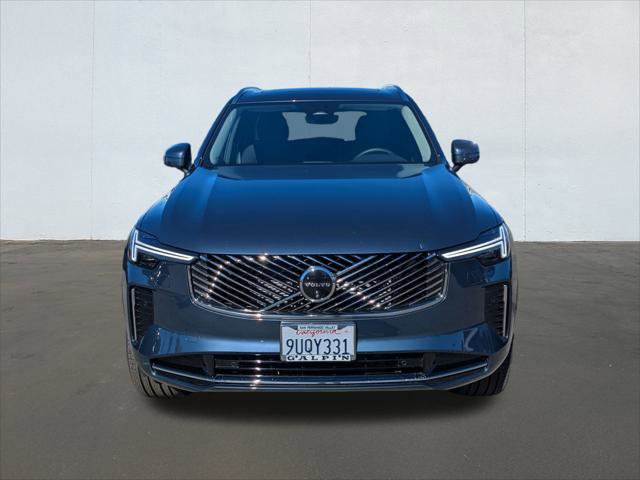 Used 2025 Volvo XC90 B6 Plus w/ Protection Package Premier image 8