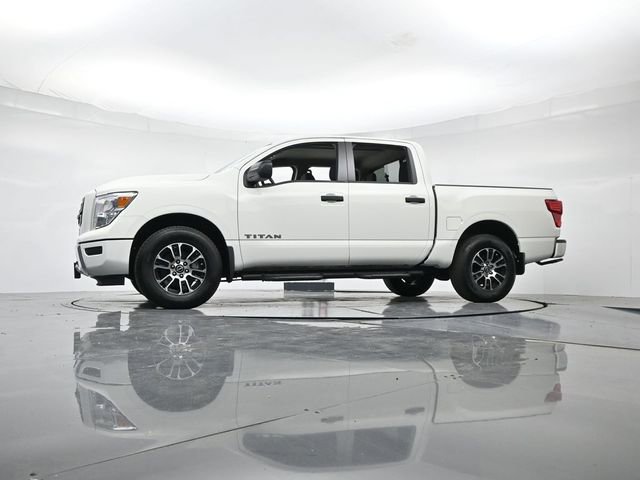 Used 2024 Nissan Titan SV w/ Accessory Utility Package image 37
