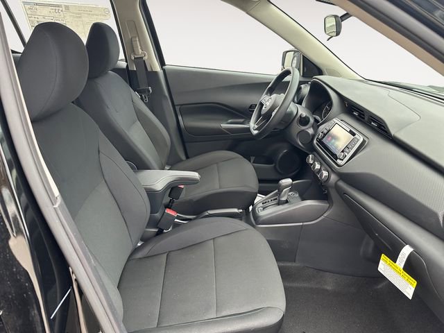 New 2025 Nissan Kicks Play S image 15