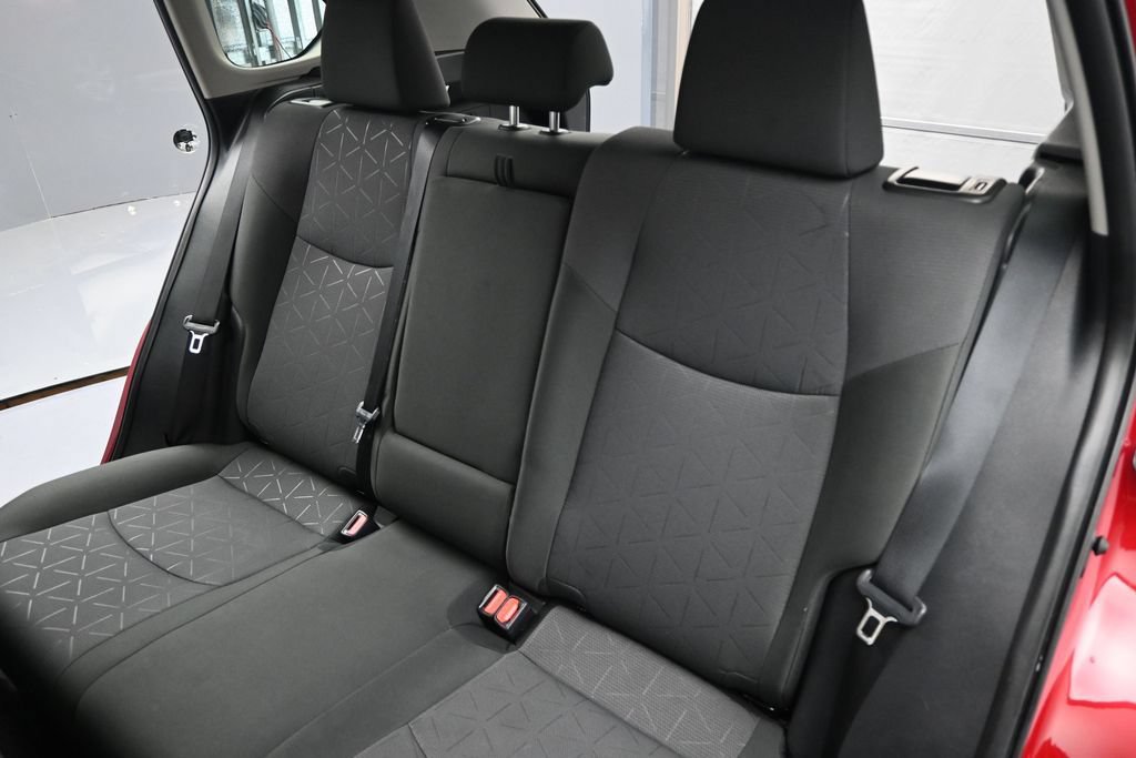 Used 2025 Toyota RAV4 XLE AWD/4WD image 16