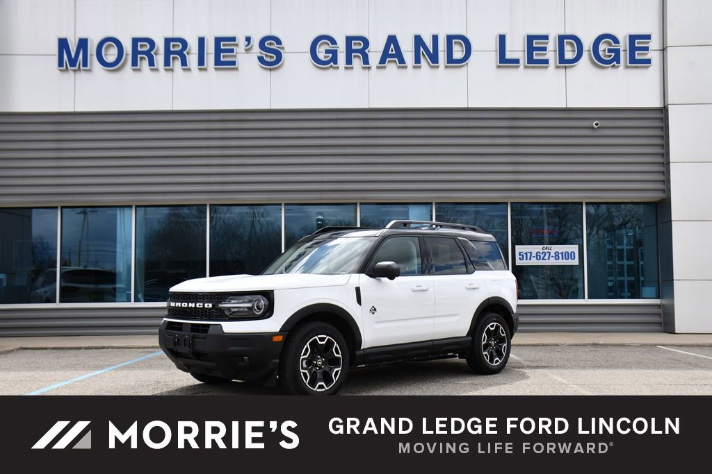 Used 2025 Ford Bronco Sport Outer Banks w/ Outer Banks Tech Package+ AWD/4WD image 1