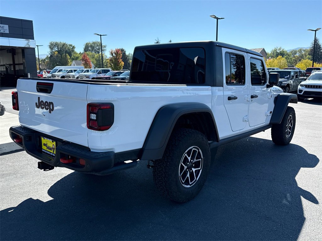 Used 2025 Jeep Gladiator Rubicon w/ Safety Group image 2