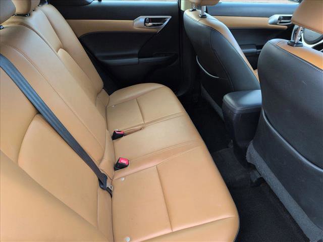 Used 2016 Lexus CT 200h image 17