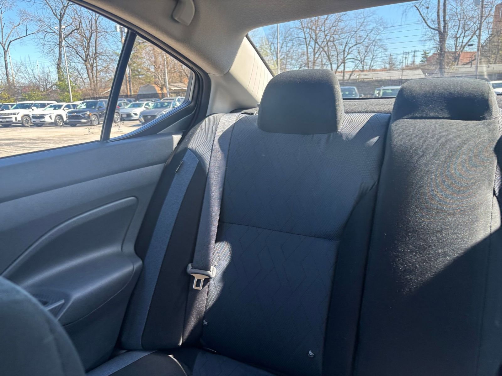 Used 2025 Nissan Versa SV image 37