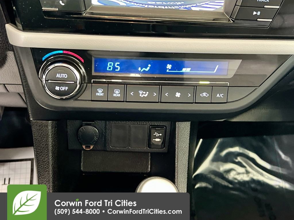 Used 2015 Toyota Corolla LE w/ Protection Package image 9