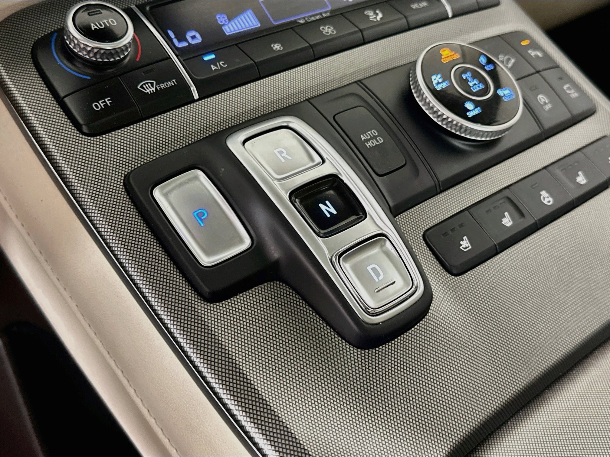 Used 2020 Hyundai Palisade Limited AWD/4WD image 25