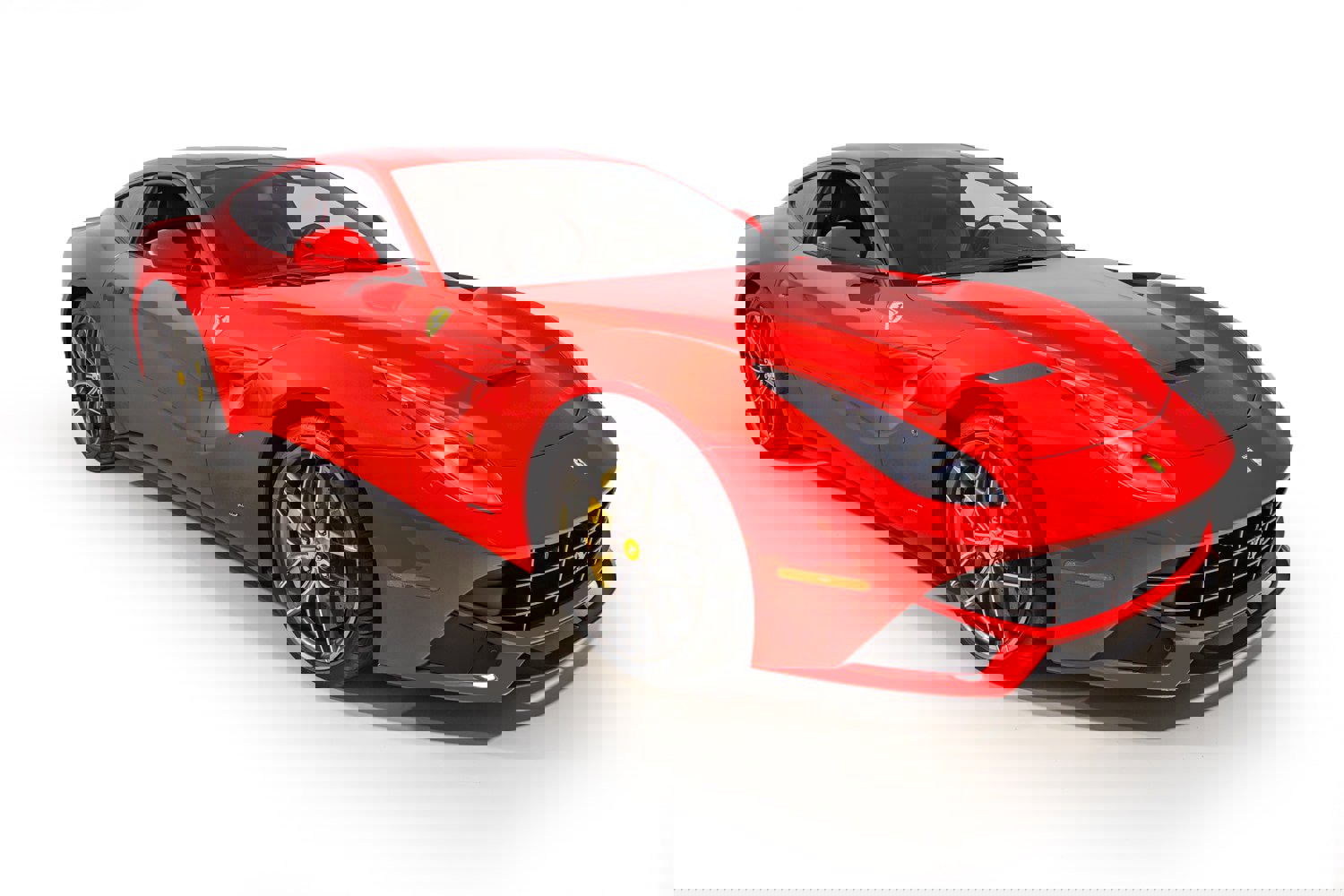 Used 2017 Ferrari F12 Berlinetta image 9