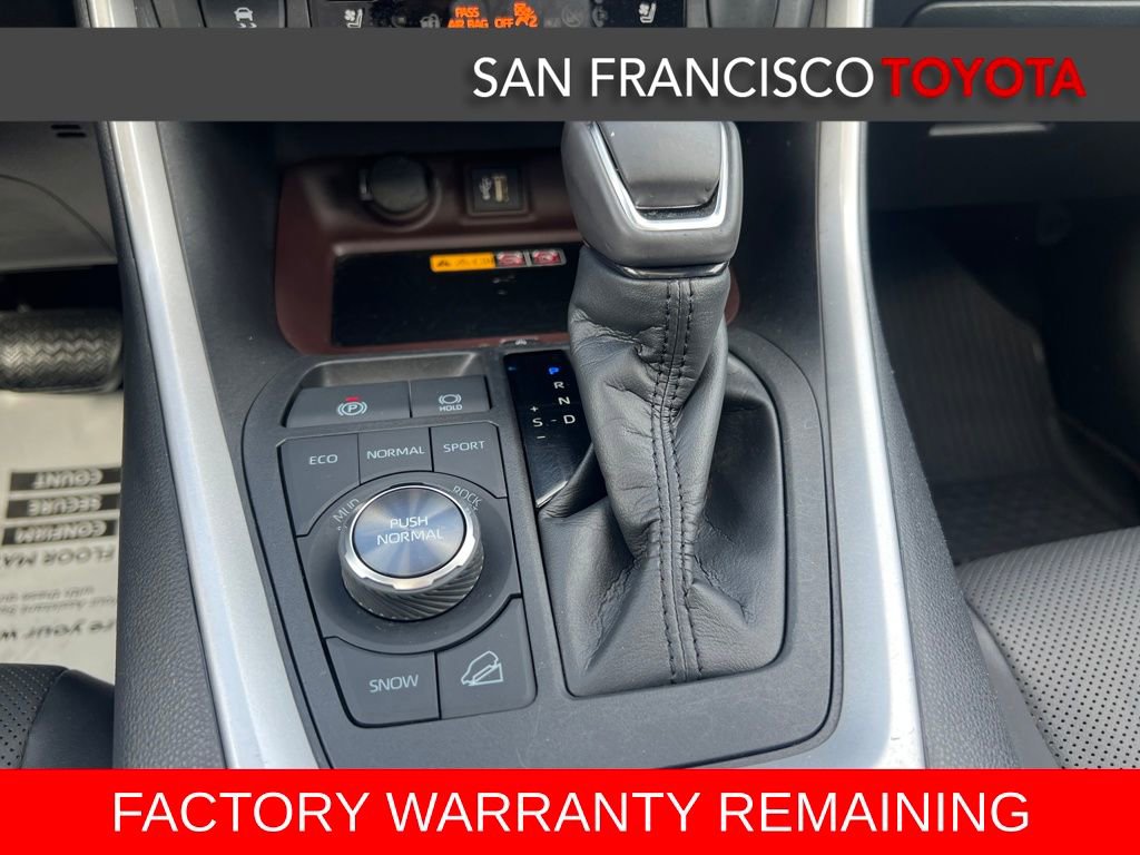 Used 2023 Toyota RAV4 Limited image 26