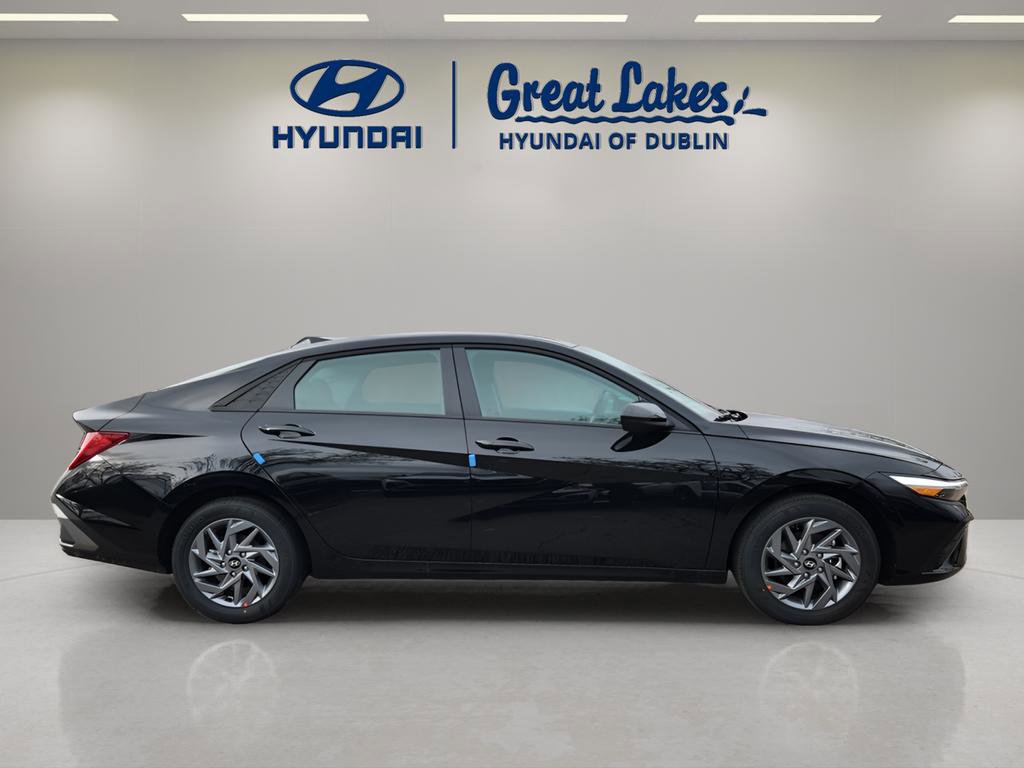 New 2026 Hyundai Elantra Blue image 6