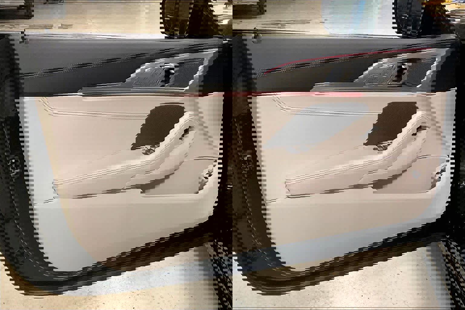 New 2026 BMW 840i Convertible w/ Comfort Seating Package image 10