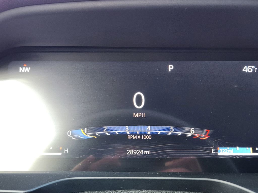 Used 2024 Jeep Grand Cherokee L Limited w/ Luxury Tech Group II image 17